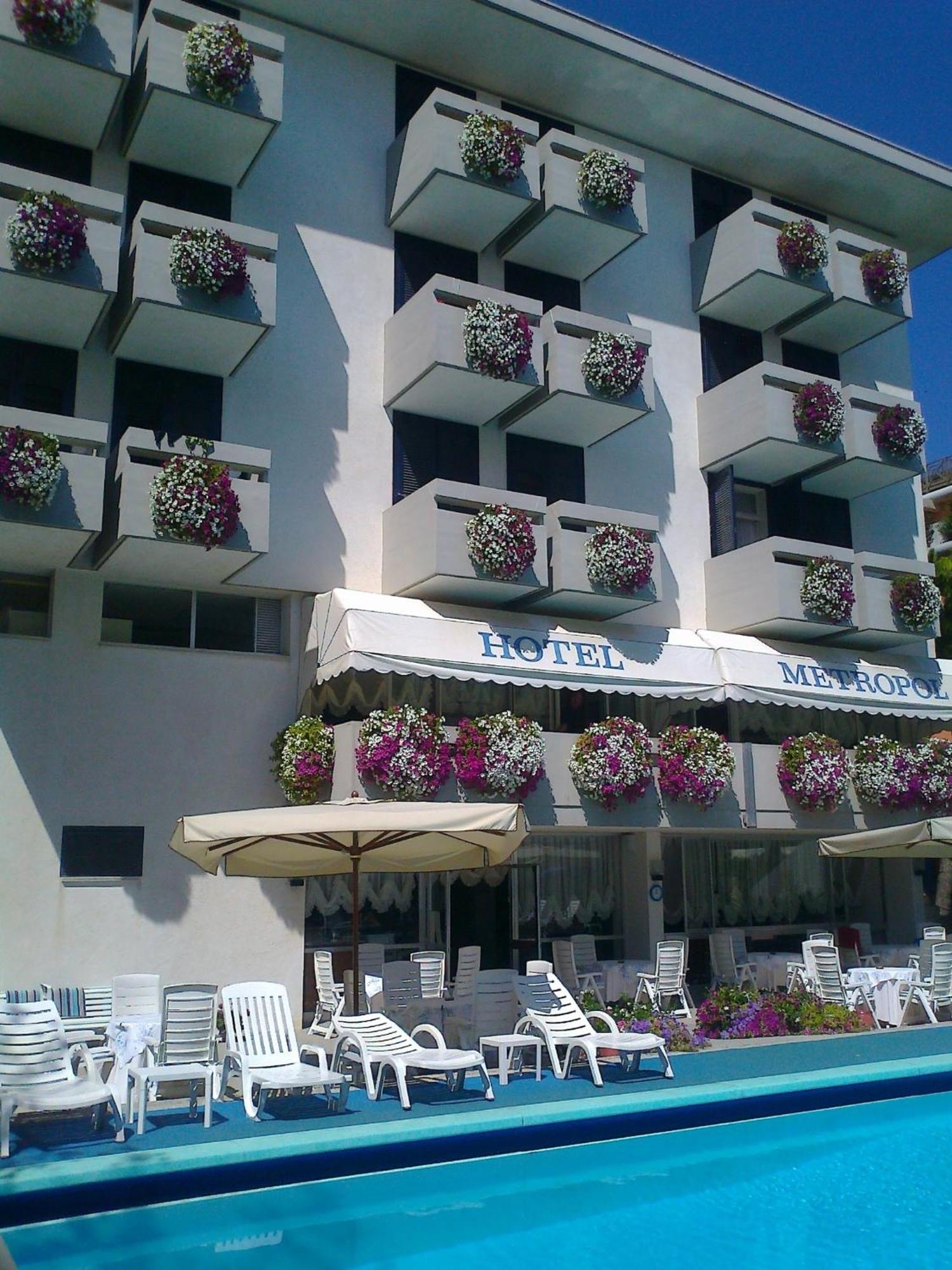 קאורלה Hotel Metropol מראה חיצוני תמונה